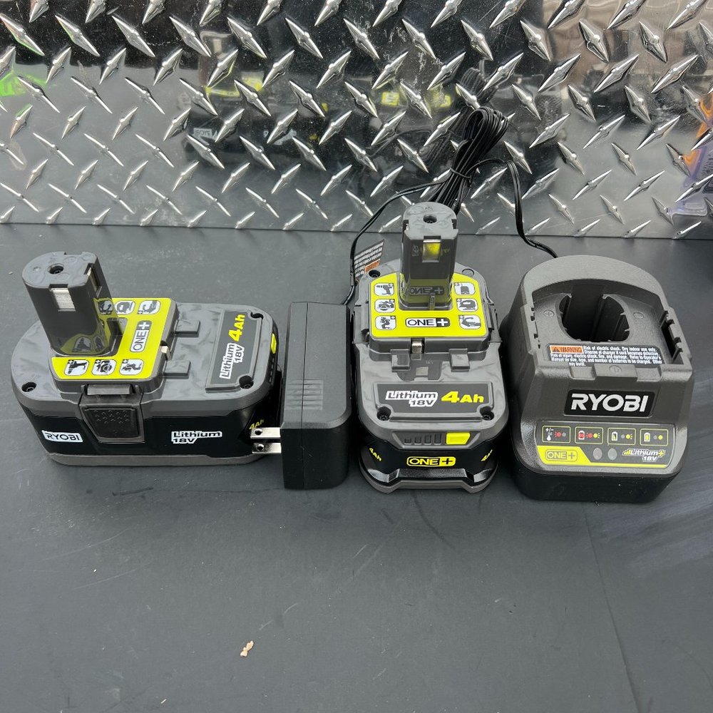 🆕 Genuine Ryobi kit ONE+  Two P197 4Ah 18v Lithium batteries plus charger